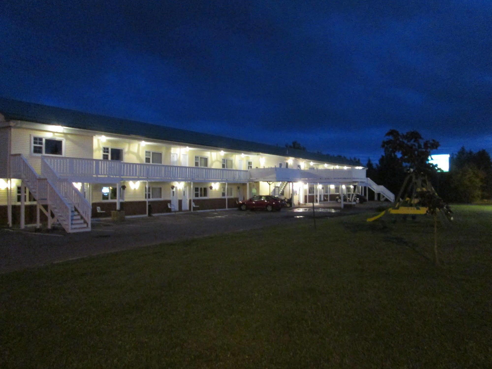 Scenic Motel Moncton Esterno foto